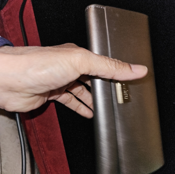 Kate Spade Wallet - Picture 9 of 9